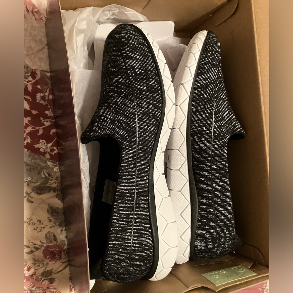 Women Vionic Shoes